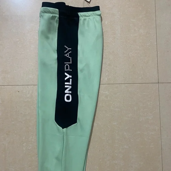 ONLY Play Women’s Dry-Fit Track Pants - Picture 7 of 8